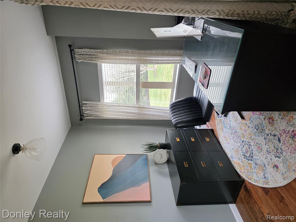 10376 Valley Drive, Goodrich Vlg, MI — Photo 17