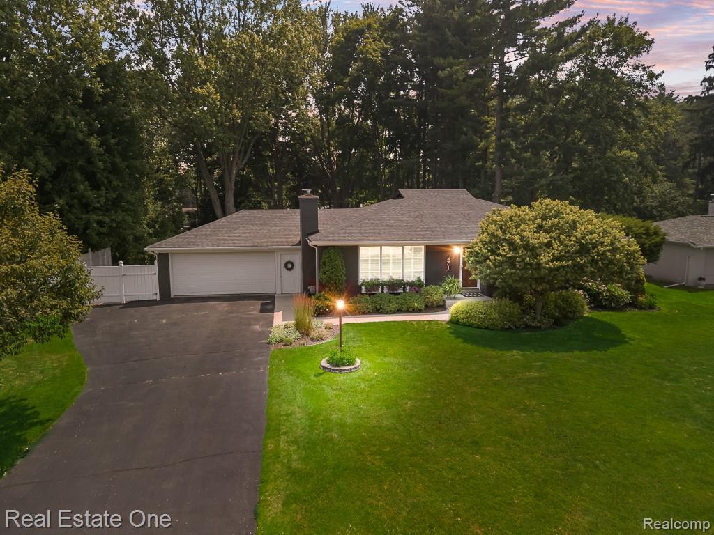 471 Elmhill Road, Rochester Hills, MI 48306 — Photo 29