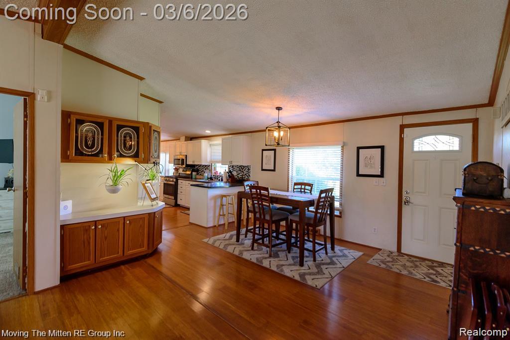 18555 Elwell Road, Belleville, MI 48111 — Photo 8