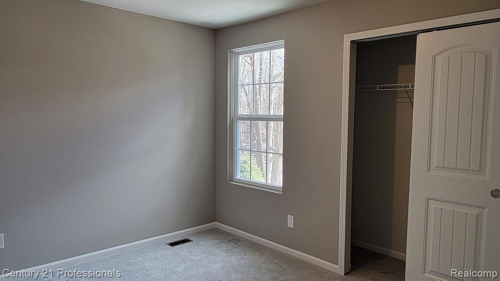 652 Peppermint Drive, Rochester Hills, MI 48307 — Photo 24