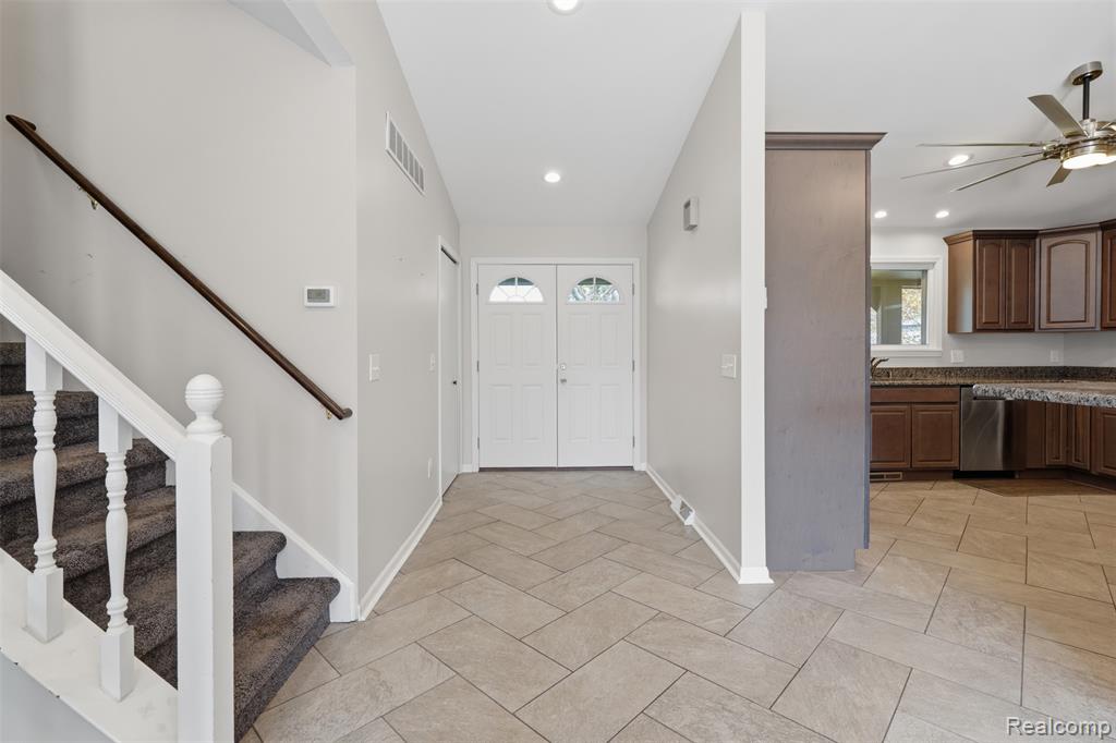 3756 Chevron Drive, Highland, MI 48356 — Photo 3