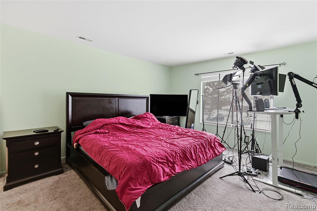 6700 Ridgefield Circle, 201, West Bloomfield, MI — Photo 13