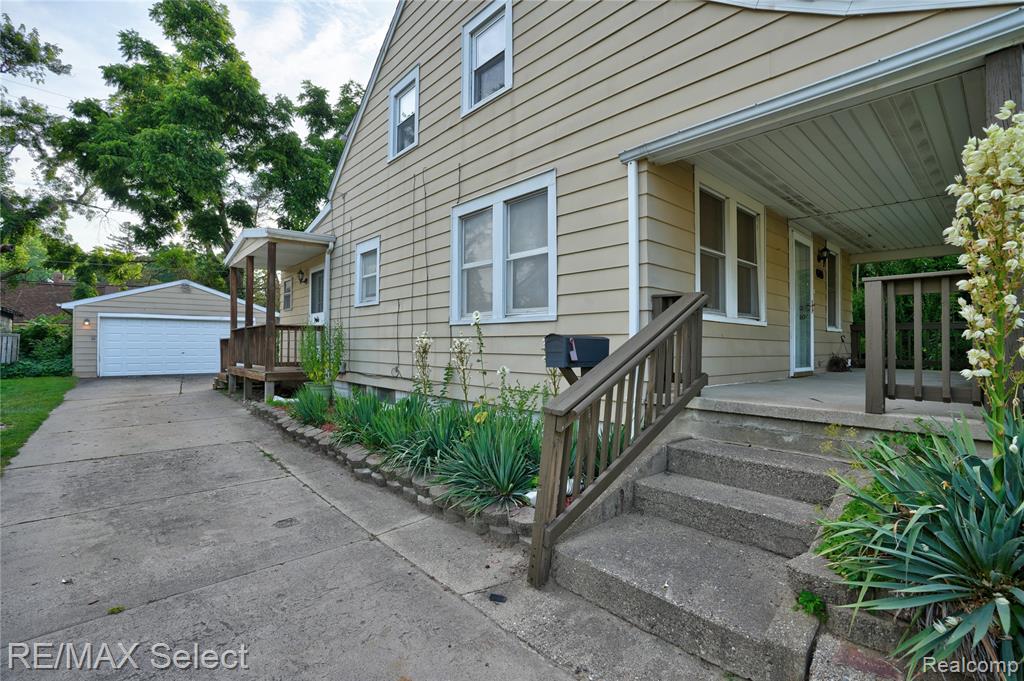619 Frank Street, Flint, MI 48504 — Photo 3