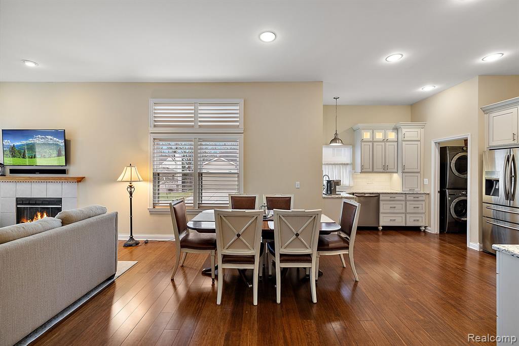 626 WOODSIDE Drive, 62, Milford, MI 48381 — Photo 13