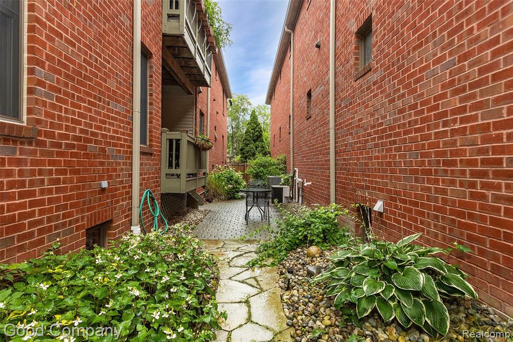 605 S Troy Street, Royal Oak, MI 48067 — Photo 35
