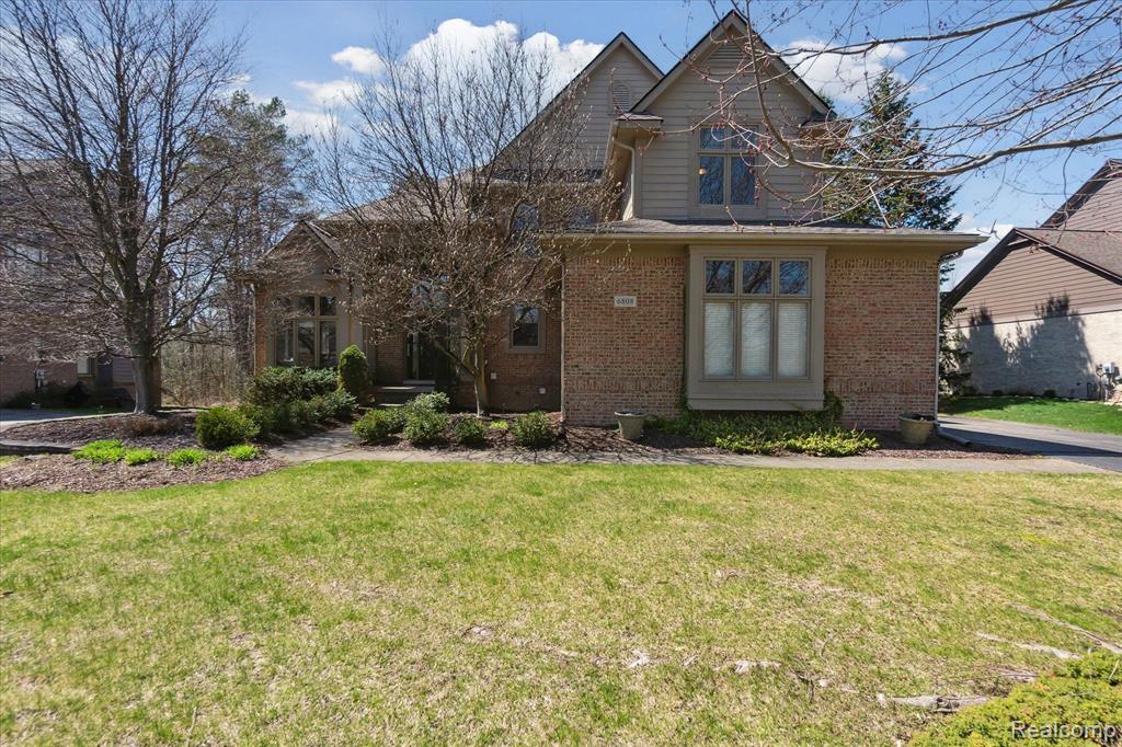 6808 OAKHURST RIDGE Road, Clarkston, MI 48348 — Photo 3