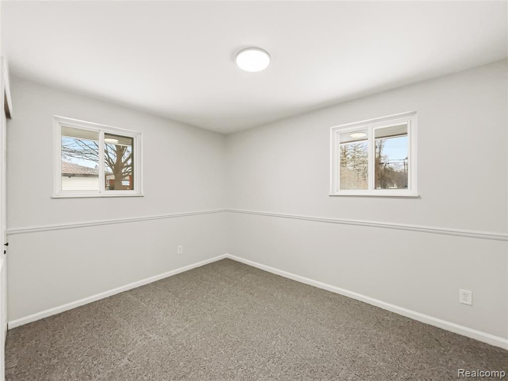 770 Sheryl Drive, Waterford, MI 48328 — Photo 12