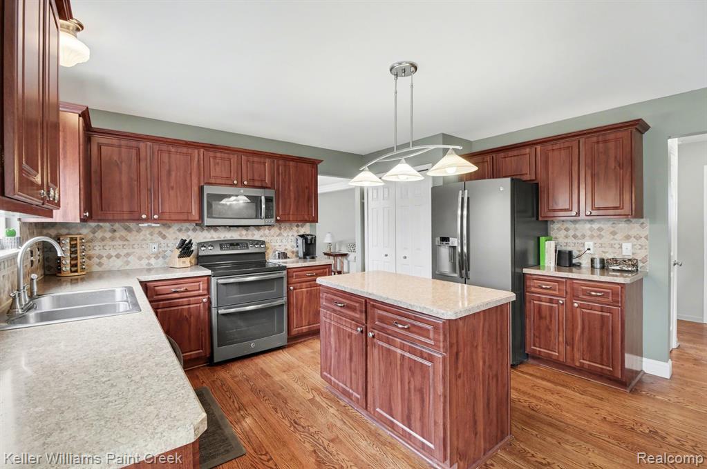 6425 Golf View Drive, Clarkston, MI — Photo 5