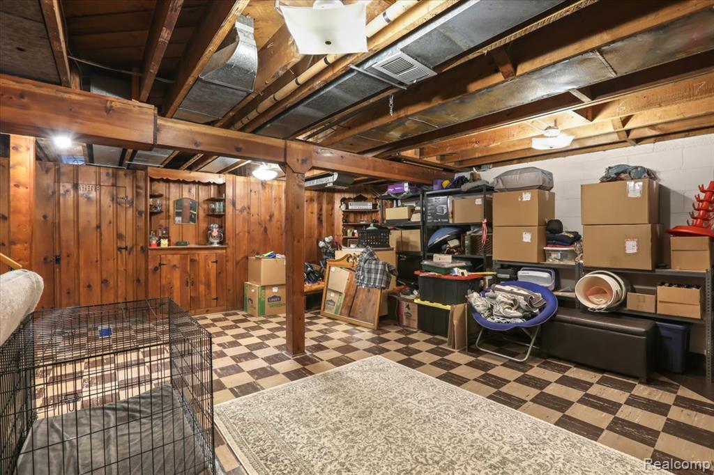 20871 Van Antwerp Street, Harper Woods, MI 48225 — Photo 19