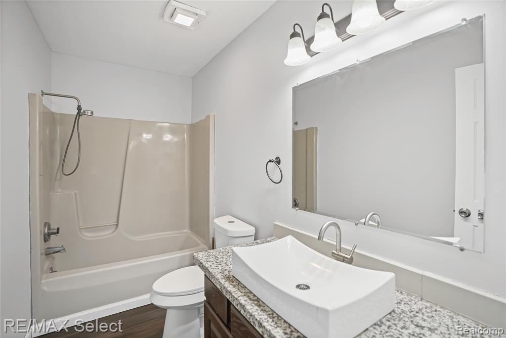 4176 Tyrell Road, Owosso, MI 48867 — Photo 23