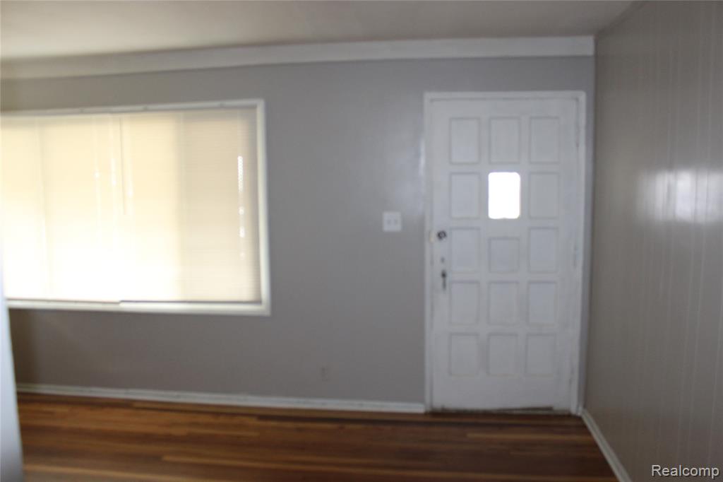 19177 NEGAUNEE, Redford, MI 48240 — Photo 2