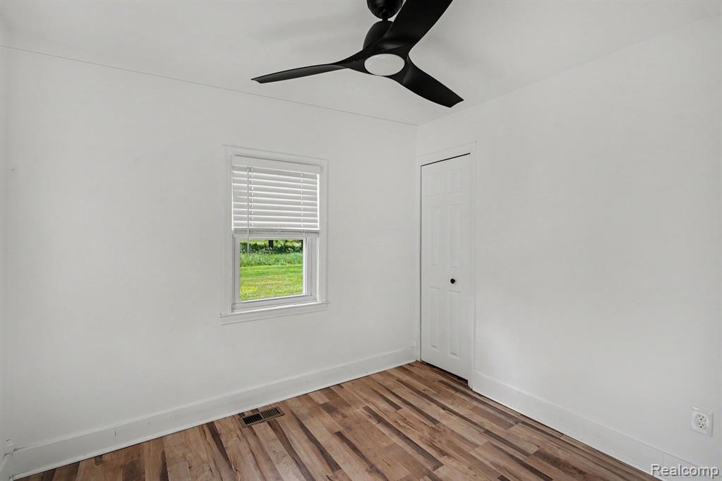 5380 Center Street, Clarkston, MI — Photo 16