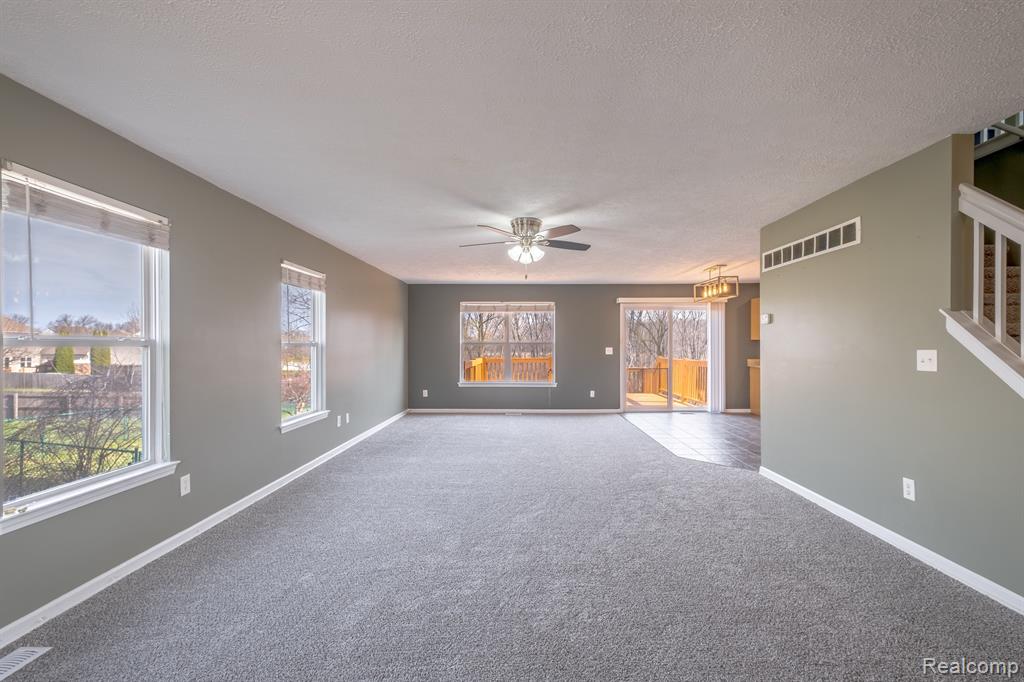 618 RUSTIC Trail, Linden, MI 48451 — Photo 3