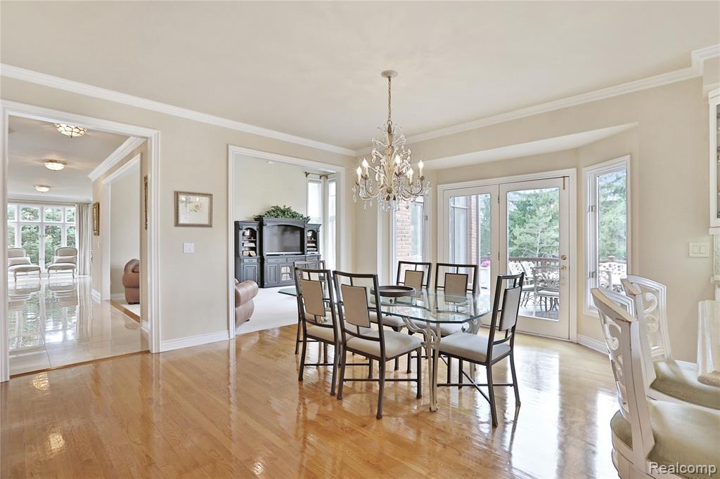 5826 Murfield Drive, Rochester, MI 48306 — Photo 30