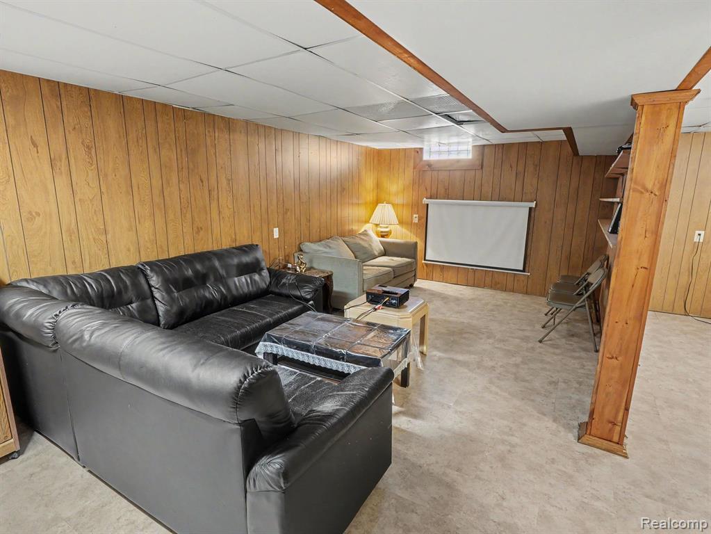 1418 Oakview Drive, Canton, MI 48187 — Photo 14