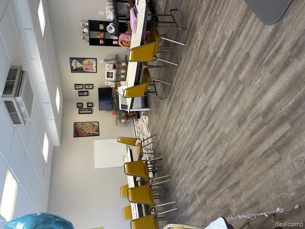 520 E 11 Mile Road, Royal Oak, MI 48067 — Photo 7
