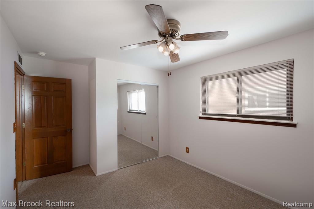 8212 Carrousel Boulevard, Westland, MI — Photo 16