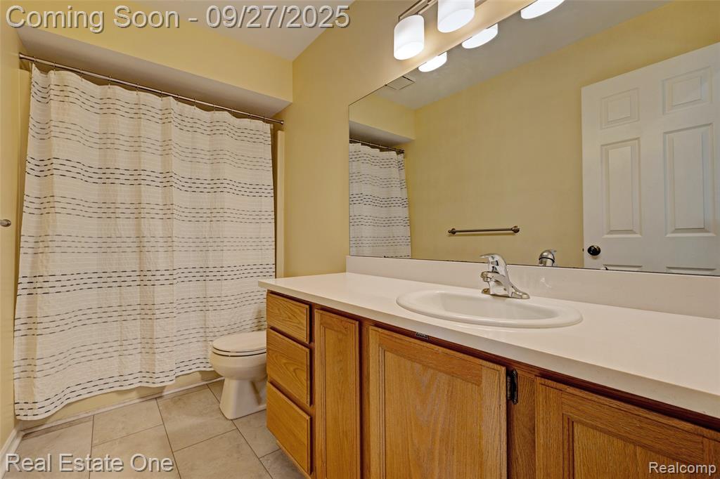 90 Crescent Hill Drive, Ortonville, MI 48462 — Photo 36