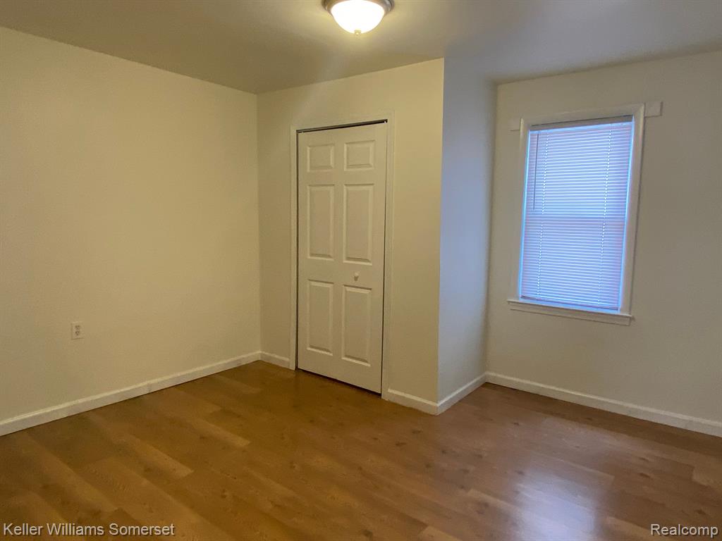 8662 PAIGE Avenue, Warren, MI 48089 — Photo 11