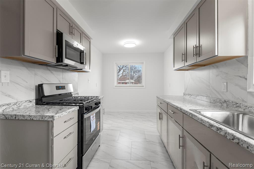 4170 Lincoln Boulevard, Dearborn Heights, MI 48125 — Photo 5