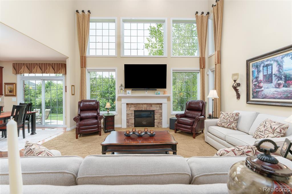 24455 Glenwood Drive, South Lyon, MI 48178 — Photo 12