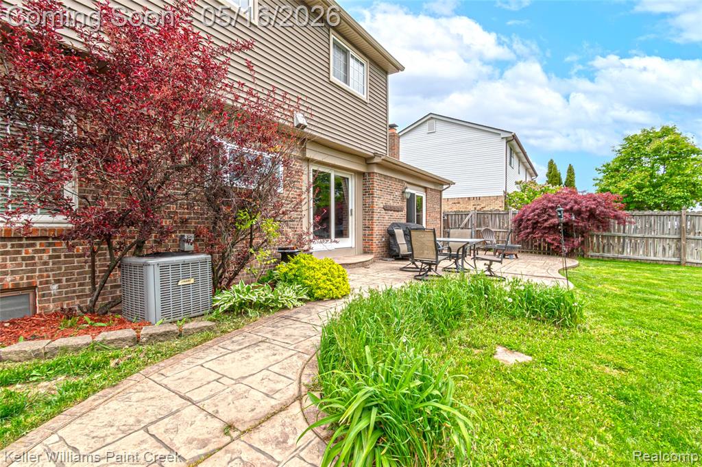 47038 Sarnus Drive, Macomb, MI 48044 — Photo 58