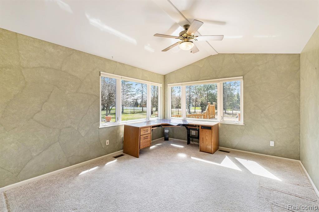 5537 VASSAR Road, Grand Blanc, MI 48439 — Photo 16