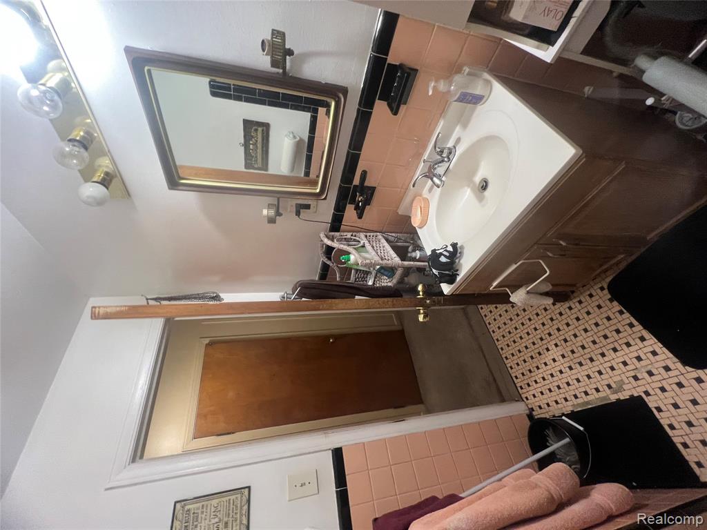 17665 Runyon Street, Detroit, MI 48234 — Photo 29