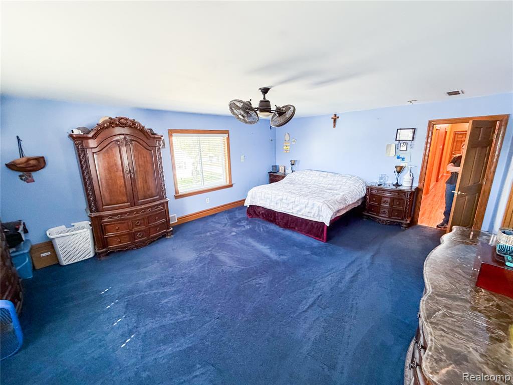 703 Saint John Street, Wyandotte, MI 48192 — Photo 32