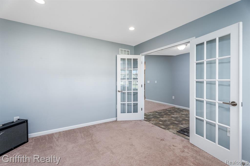 3576 AMBER OAKS Drive, Howell, MI 48855 — Photo 6