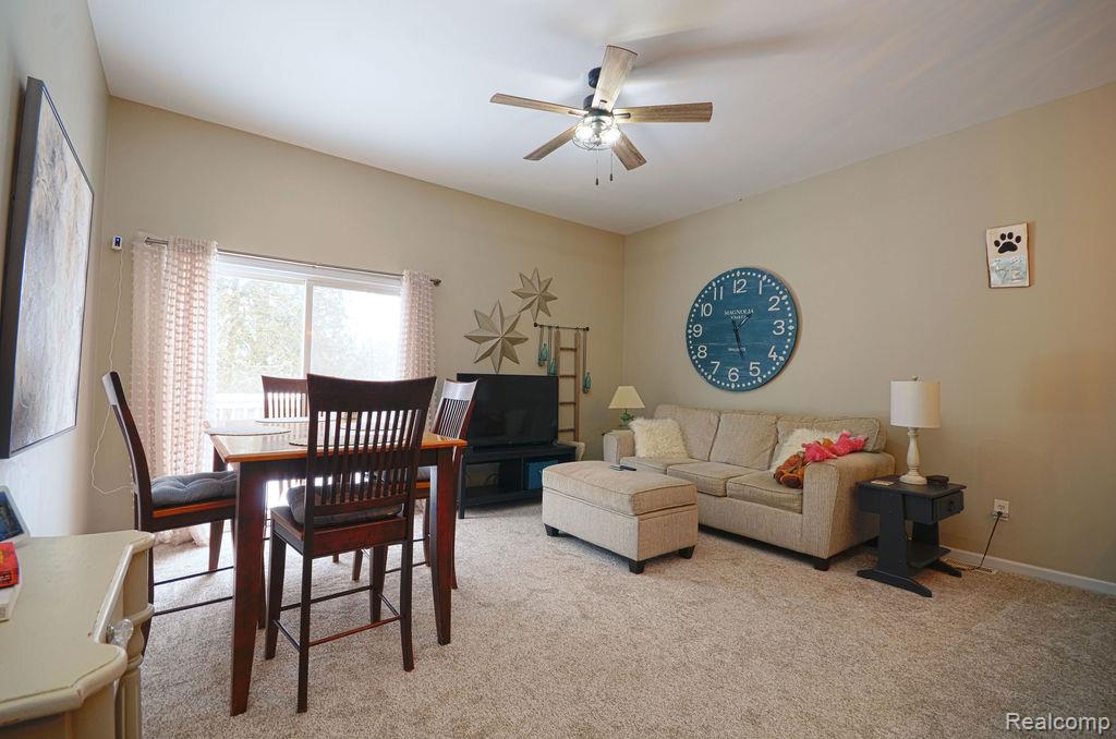 7968 Divot Drive E, 5, Waterford, MI 48327 — Photo 5