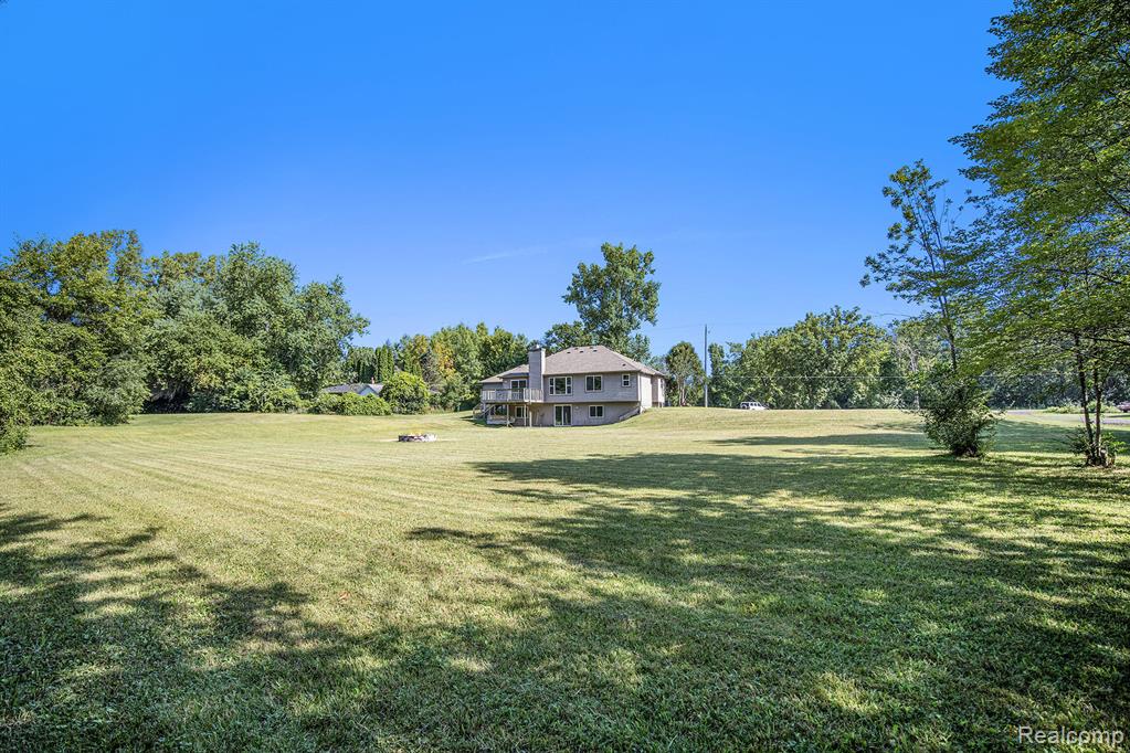 9243 Andersonville Road, Clarkston, MI — Photo 30