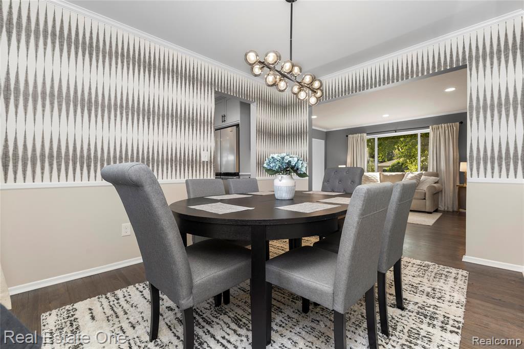 5011 Thorncroft Avenue, Royal Oak, MI 48073 — Photo 12