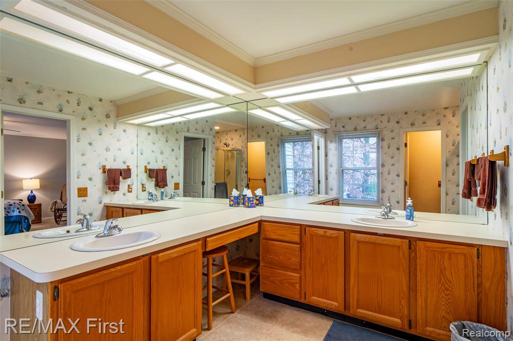 6676 Lambeth Way, Canton, MI 48187 — Photo 26