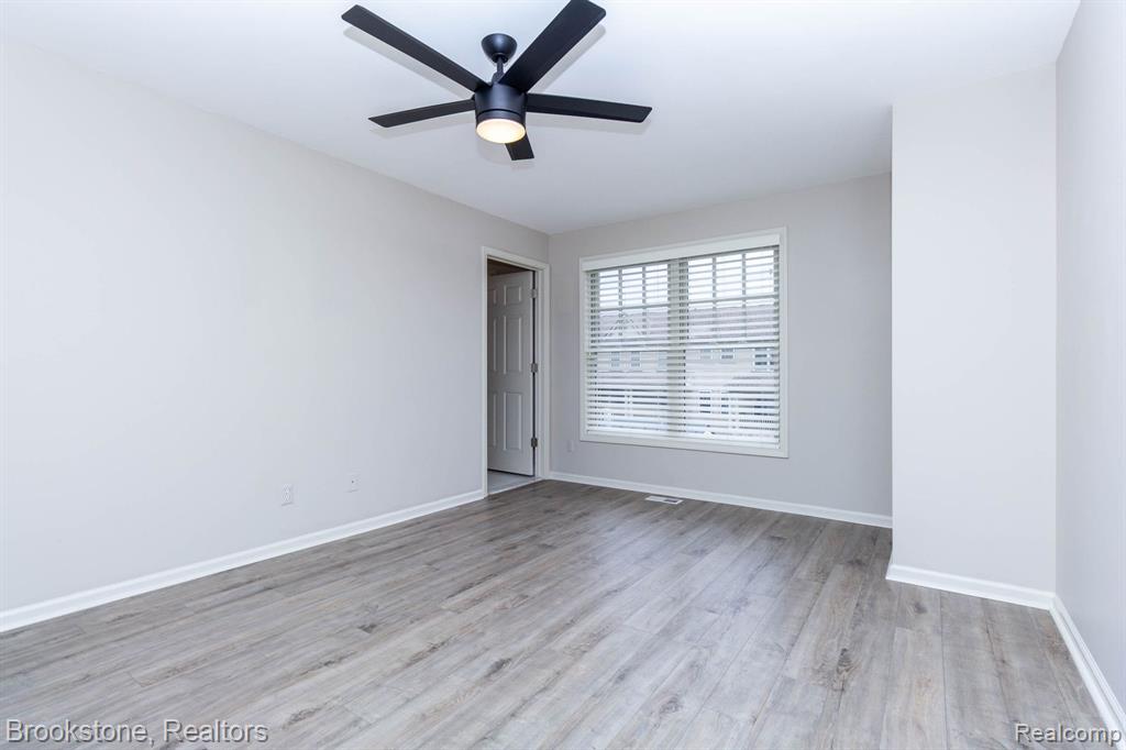 185 Amys Walk, Auburn Hills, MI 48326 — Photo 27