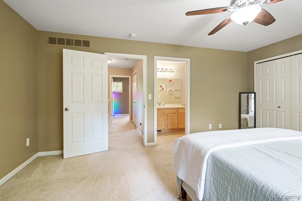 7183 Magnolia Lane, Waterford, MI 48327 — Photo 13