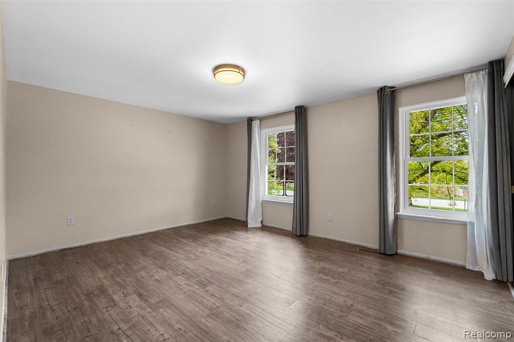 24525 Seaton Circuit E, 17, Warren, MI 48091 — Photo 19