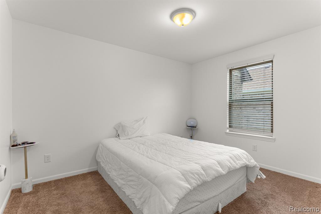 8123 N HUBBARD Road, Westland, MI — Photo 24