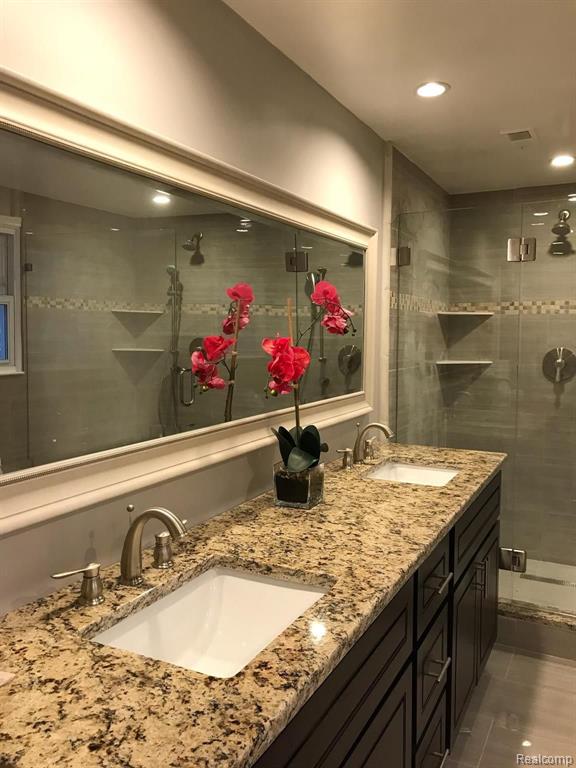 5551 Edinborough Drive, West Bloomfield, MI — Photo 10