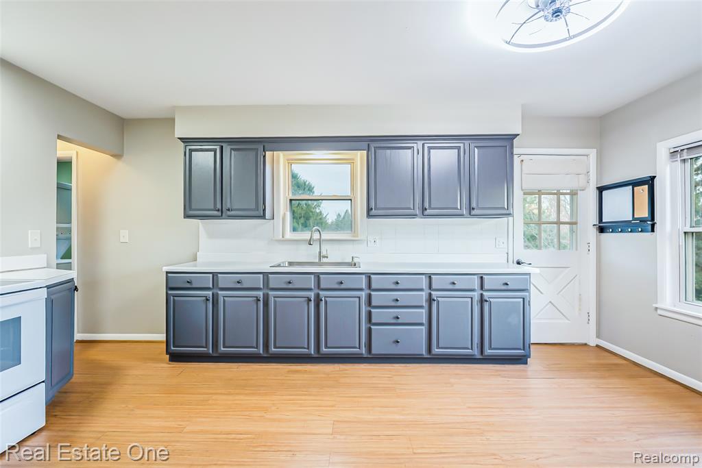 4141 Van Amberg Road, Brighton, MI 48114 — Photo 10