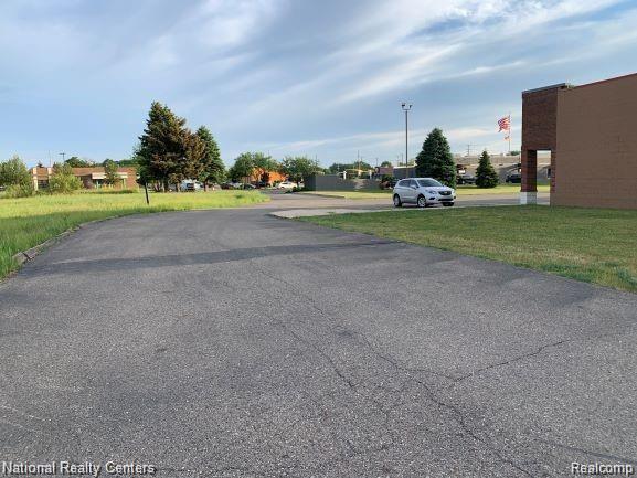 43300 HAYES, Clinton Twp, MI 48038 — Photo 4