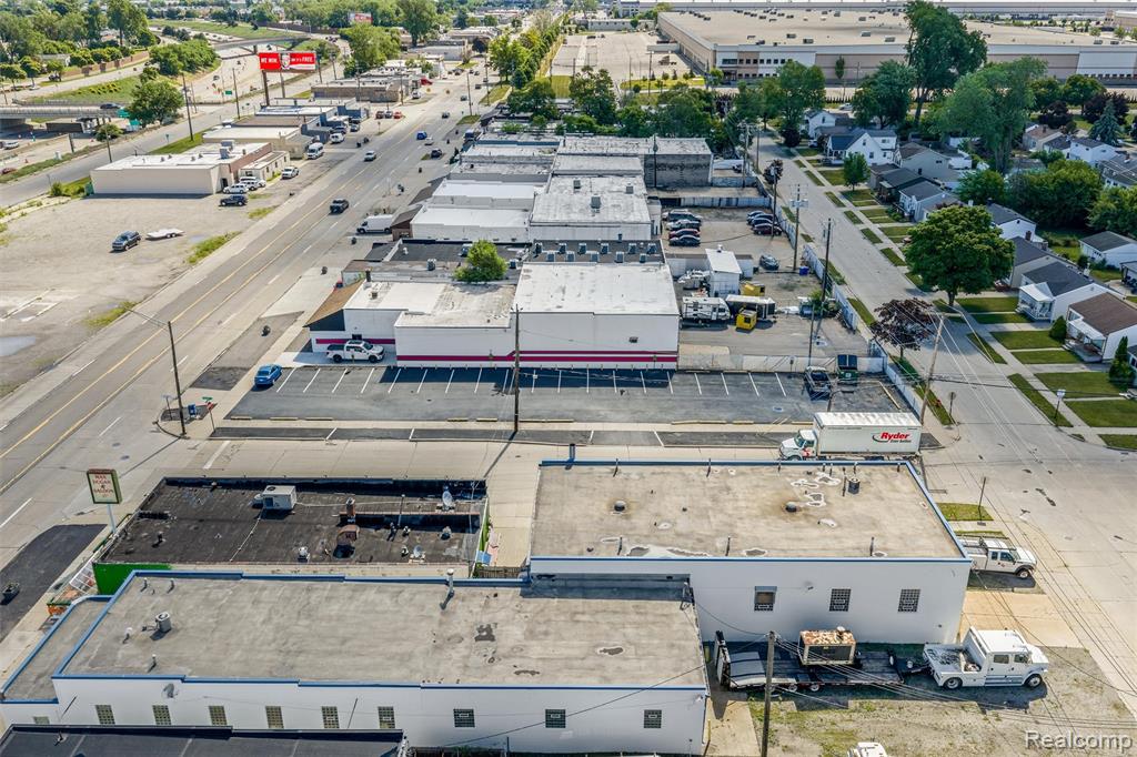 844 E 10 Mile Road, Hazel Park, MI 48030 — Photo 54