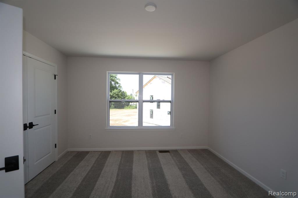 61889 MOORE Lane, Washington, MI — Photo 18