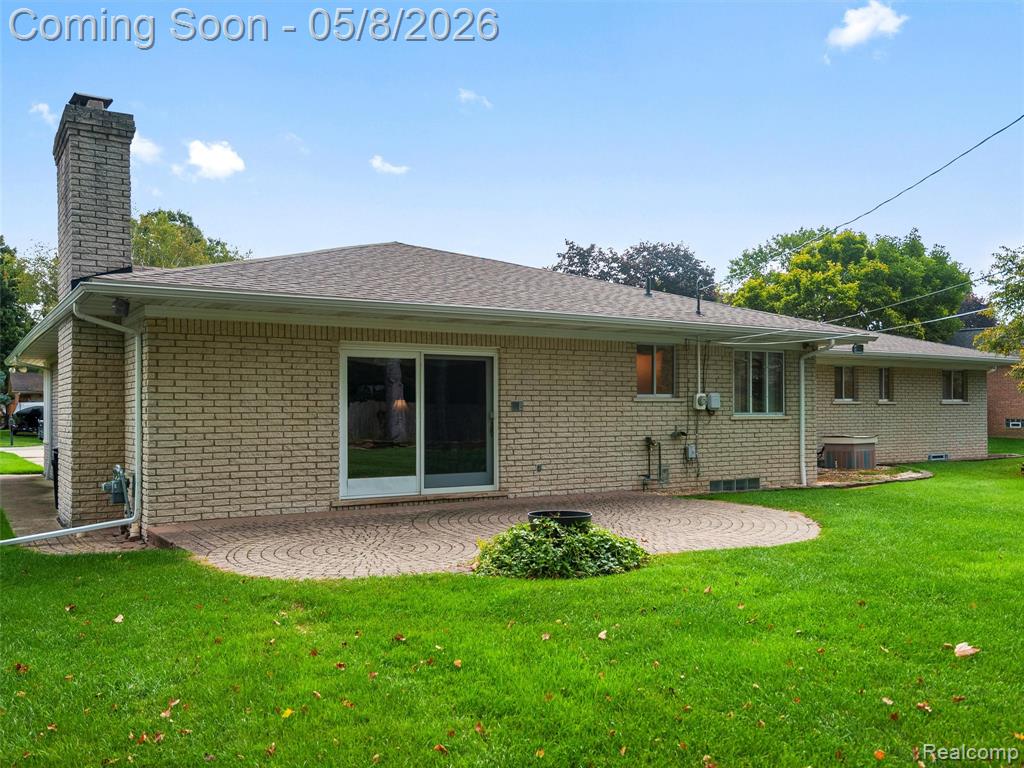 38523 Manchester Street, Clinton Twp, MI 48036 — Photo 41