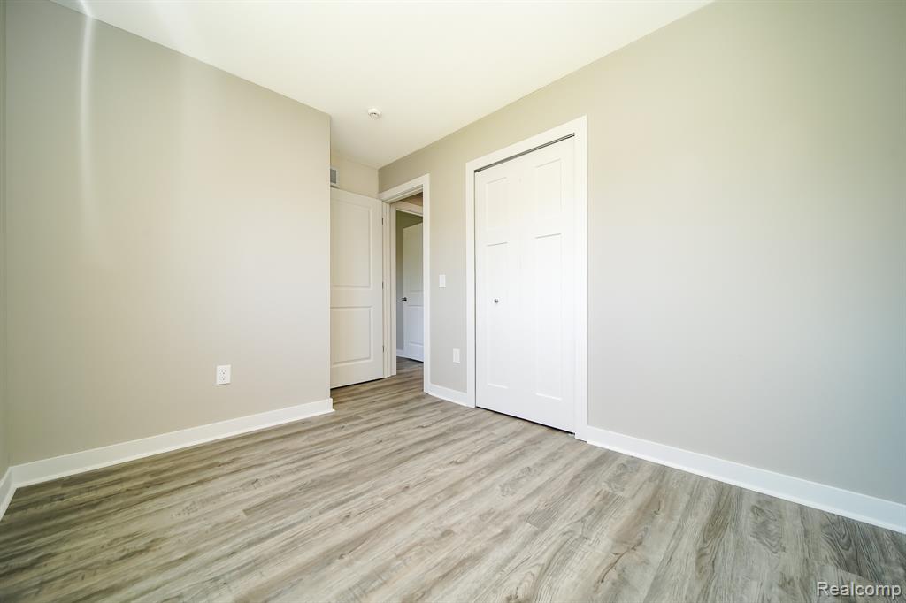 32100 Ruehle Avenue, Warren, MI 48093 — Photo 39