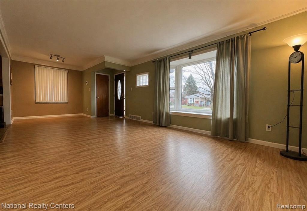 7159 Luana Avenue, Allen Park, MI 48101 — Photo 4