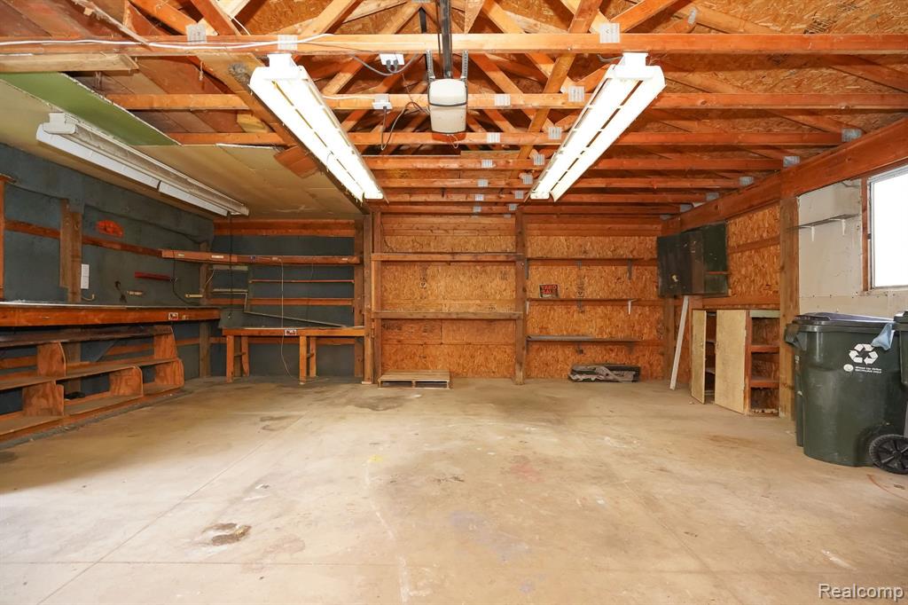 935 MCCLELLAN Street, Lake Orion, MI 48362 — Photo 42