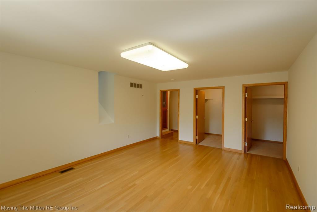 7181 MUERDALE, West Bloomfield, MI — Photo 33
