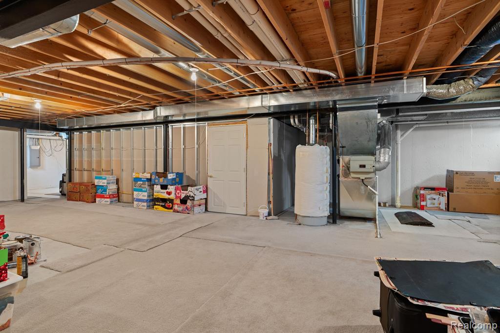 45857 ASHFORD Circle, Novi, MI — Photo 33