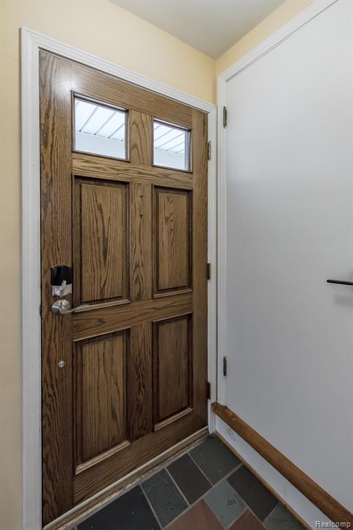 10846 Hart Avenue, Huntington Woods, MI — Photo 5